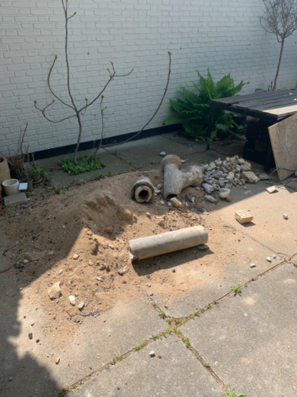 Afhentning af byggeaffald