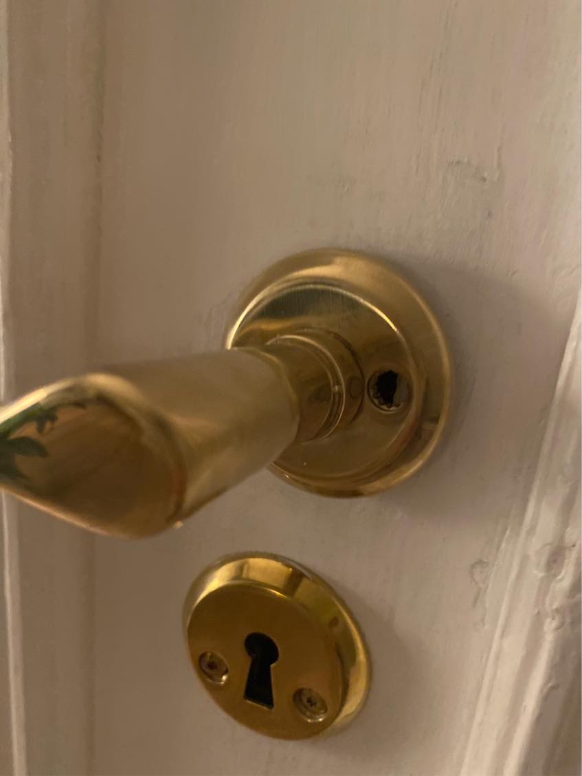 Reparation af dørhåndtag