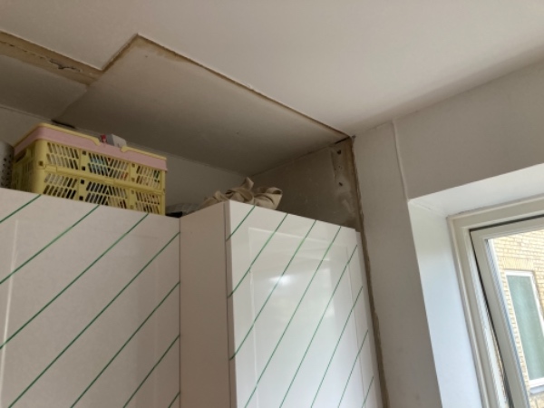 Køkken spartling og maling.