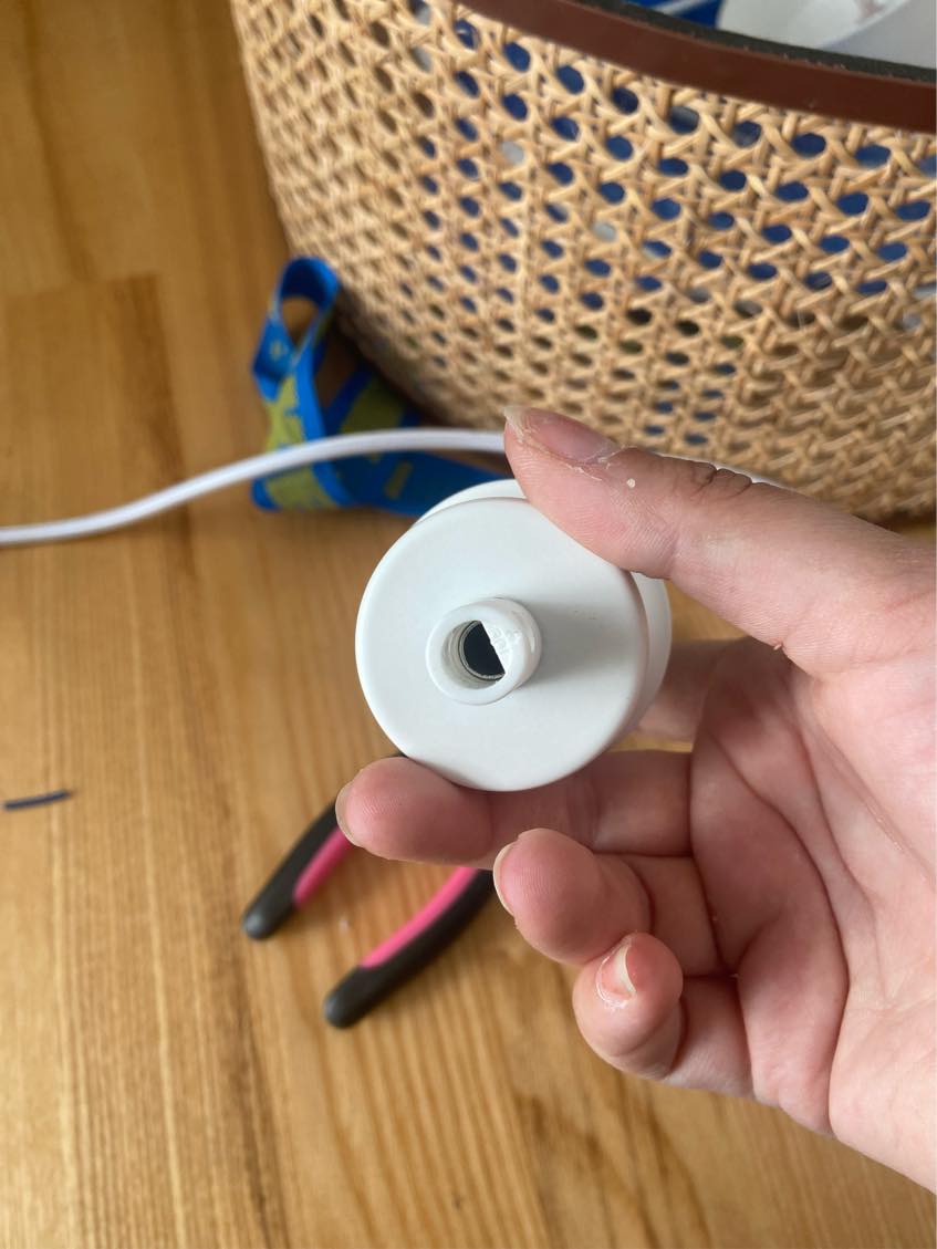 Montering af lampe, måske skift af fatning