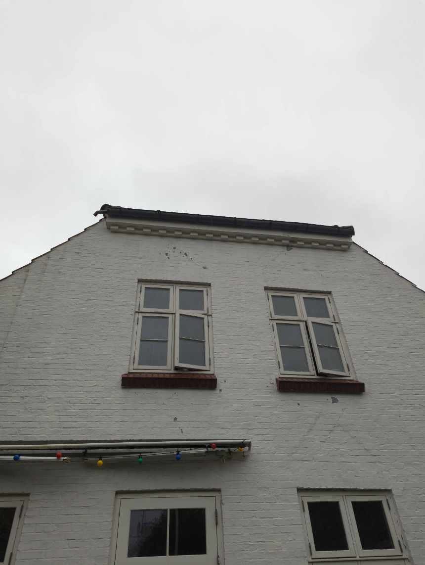 Skiftet tagrende på gavl