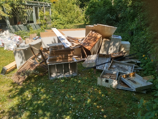 Kørsel til genbrugsplads med trailer