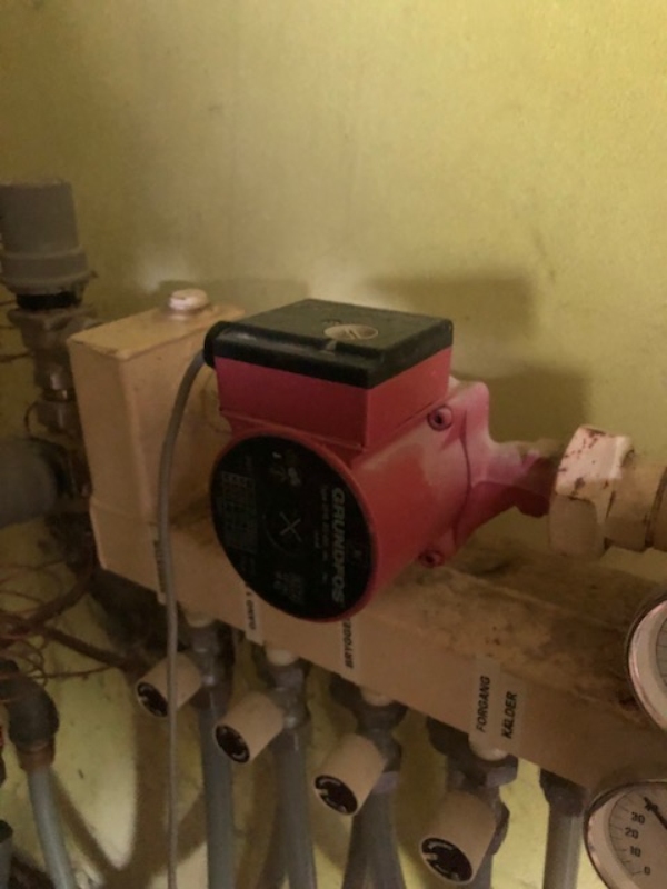 Skifte cirkulationspumpe