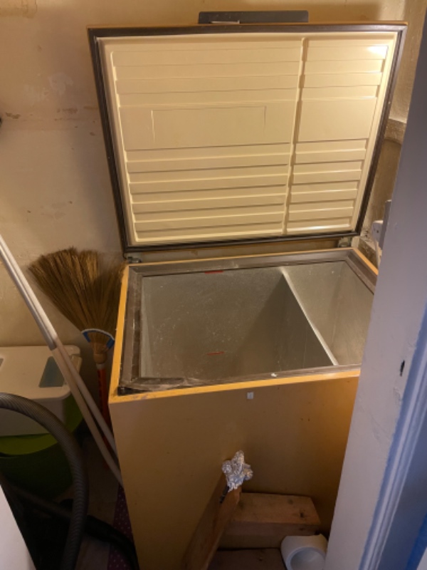 Skille en kummefryser ad i flere dele