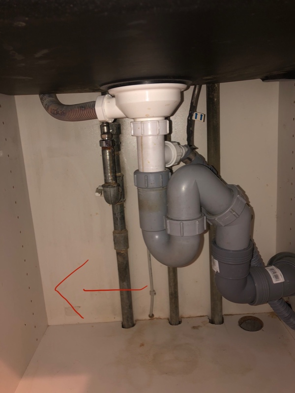 Montering af opvaskemaskine (vvs + el tilslutning)