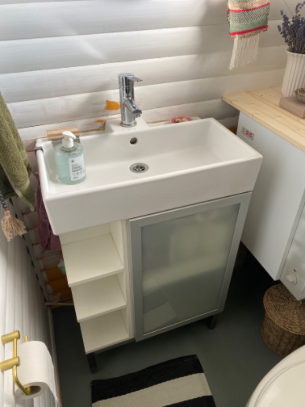 Afmontering og montering af håndvask