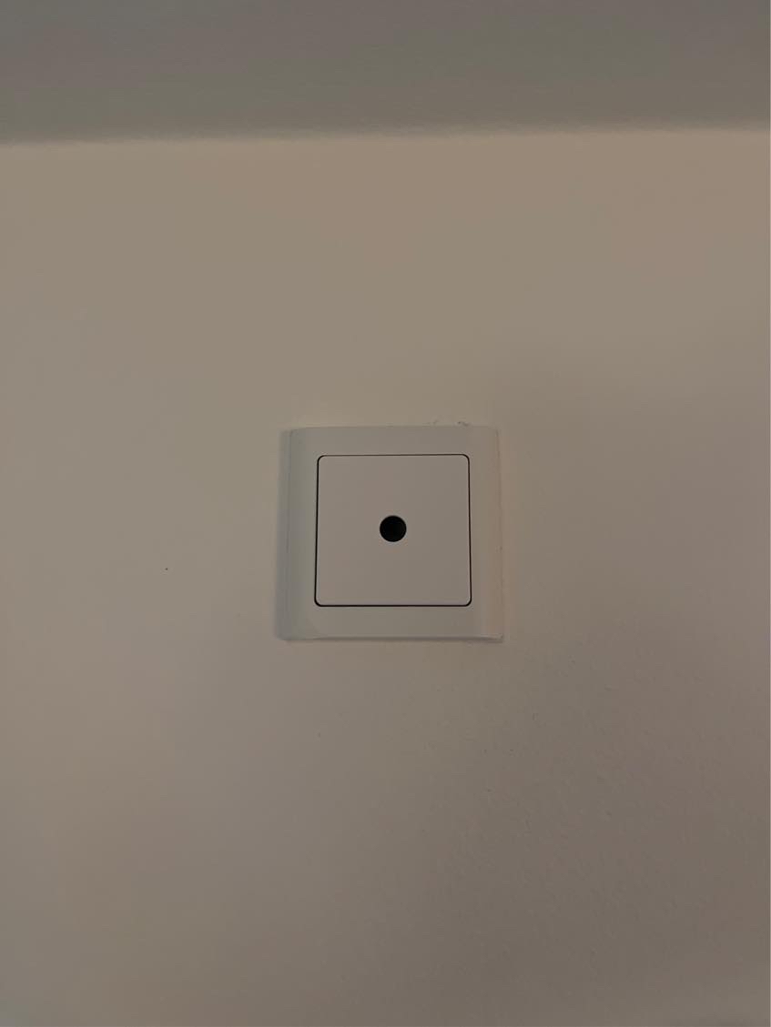 Koble inn og henge 7 lamper i leilighet