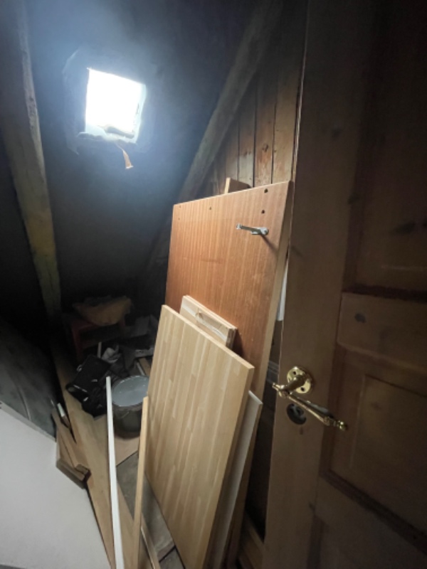 Hjælp til at rydde loftsrum