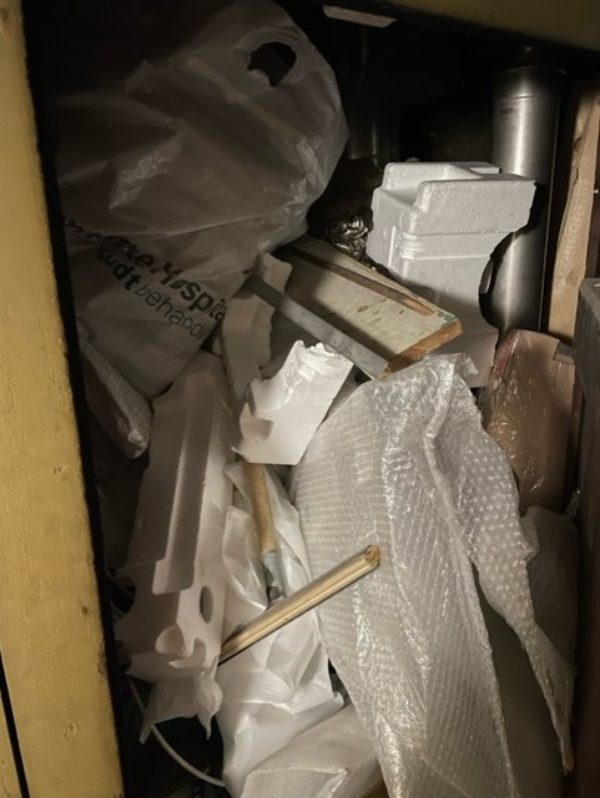 Tømning af loft - 3 loftrum, samt gang