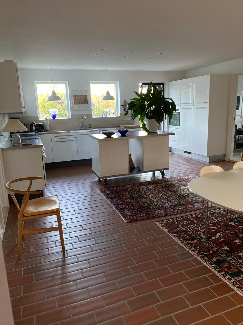 Rengøring af køkken bryggers og bad