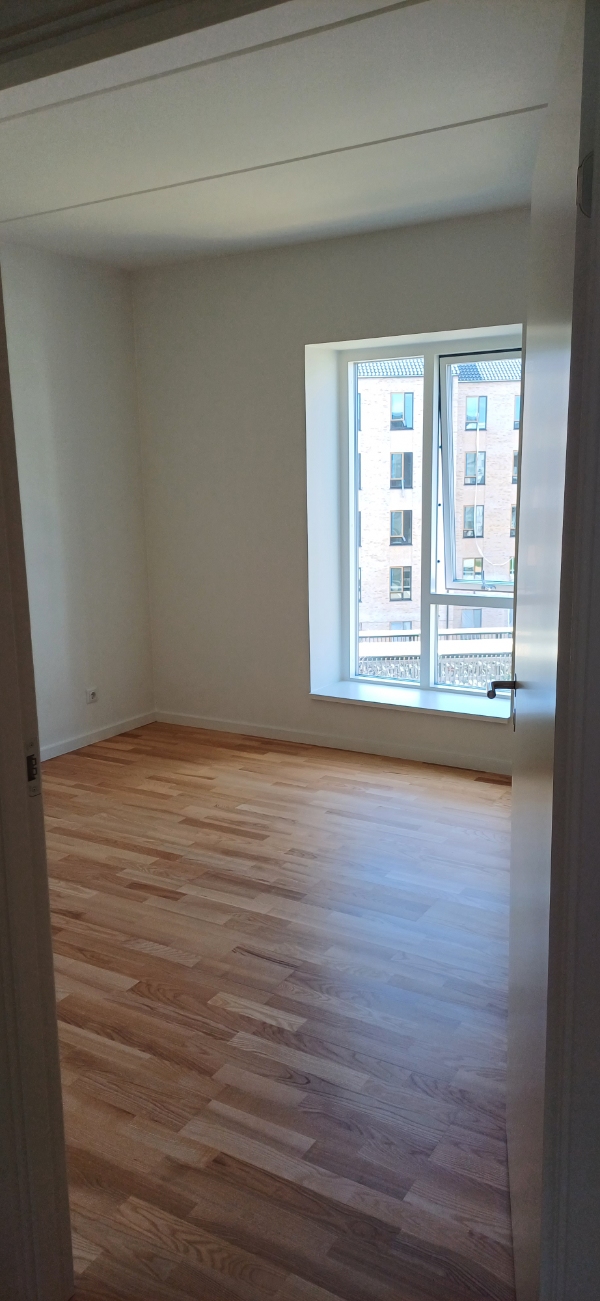 Opsætning af persienner og lamper