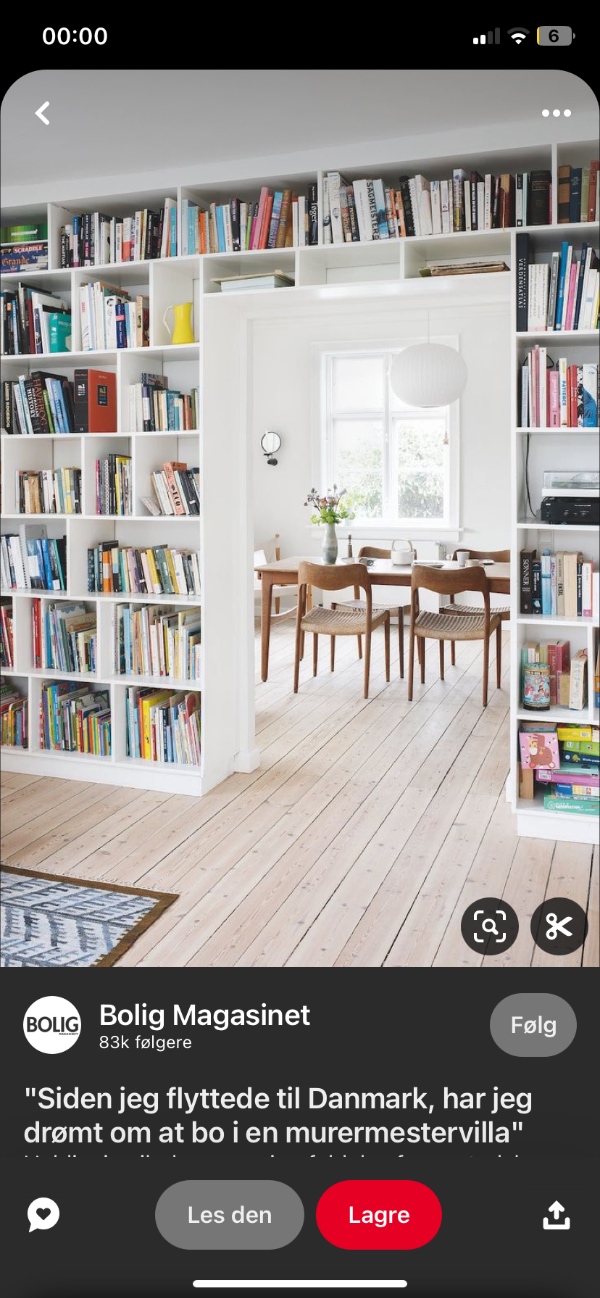 Bygning af hyldevæg væg-til-væg