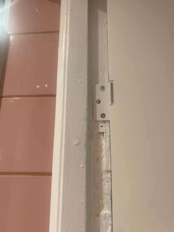 Udskiftning af dørkarm