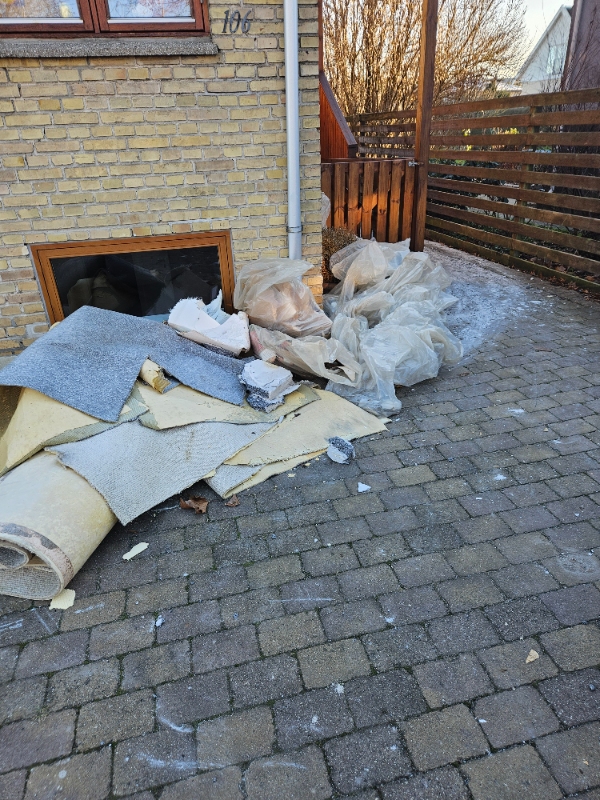 Affald beton væg og gulvtæpper. Part 2