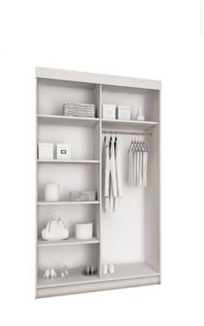 Samlet mindre garderobeskab