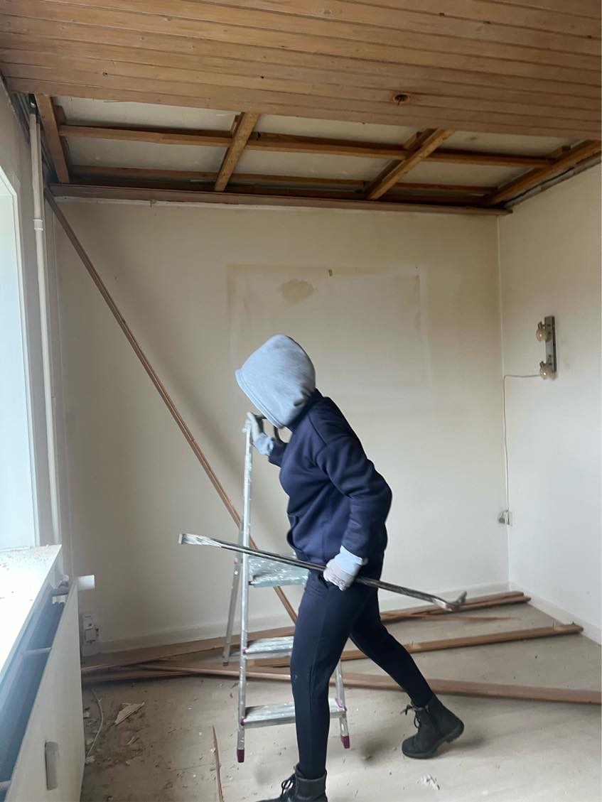 GIPSPLADER I LOFTET TIL 40 kvm fordelt på 2 værelser