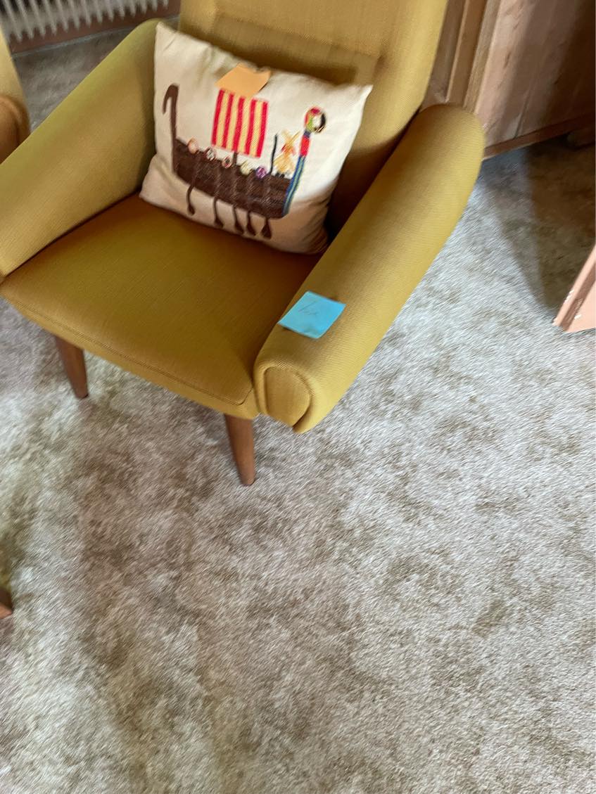 Afhente sofa, 2 lænestole + skænk fra Kolding til Hørsholm med opbæring til 3. Sal