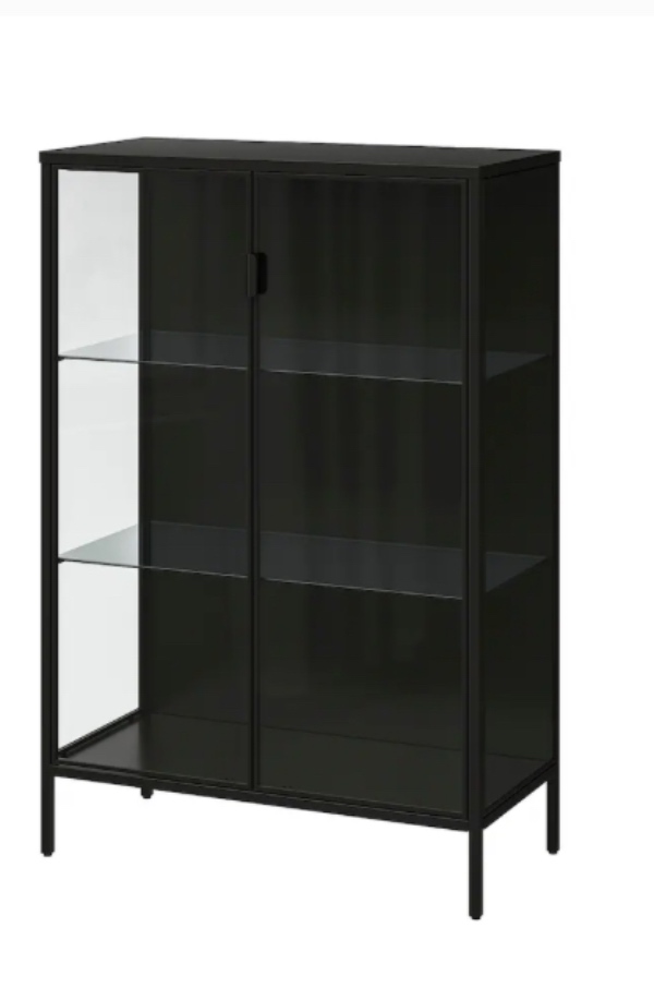 Samling af IKEA RUDSTA vitrineskab