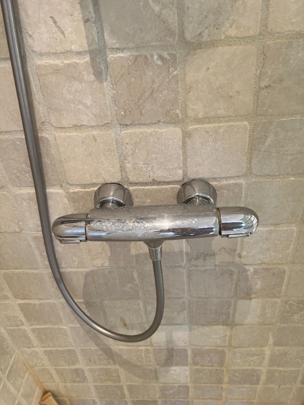 Udskiftning af brusesystem i bad