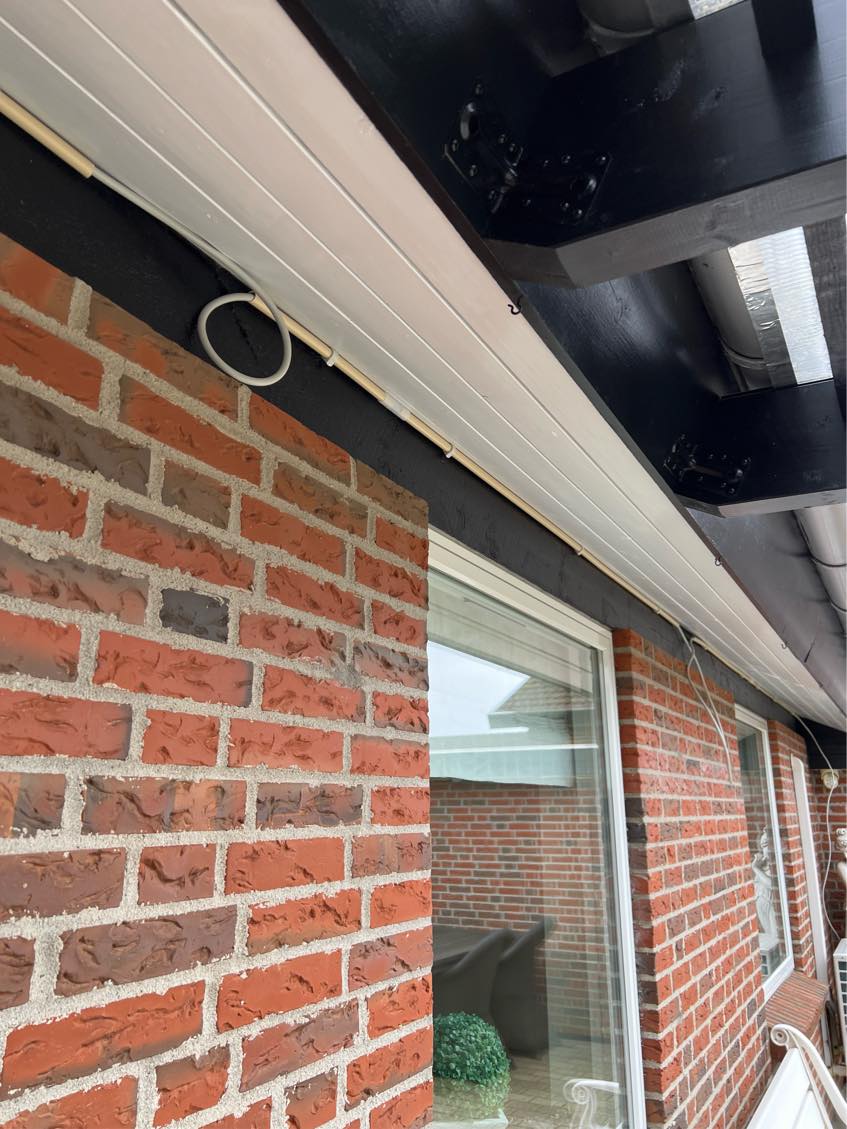 El udendørs + skift af spot under skabe