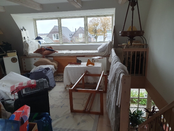 Hjælp til indretning af 1.sal som selvstændig lejlighed. Der mangler køkken og selvstændig adgang