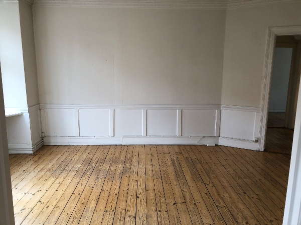 Afslibning og efterbehandling med hvid lud og hvid sæbe, lejlighed på Løgstørgade, Østerbro