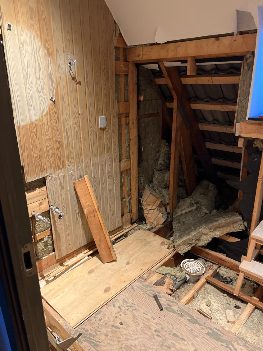 VVS arbejde badeværelse, træk rør, monter toilet håndvask mm.