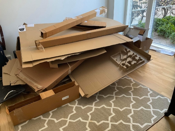 Afhentning af pap affald