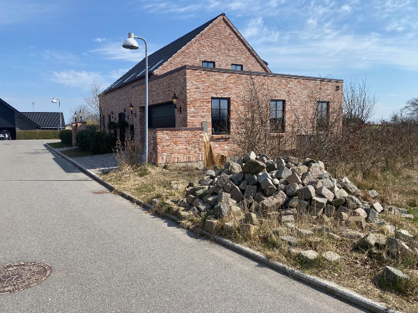 Lægning af ca. 10m2 sten