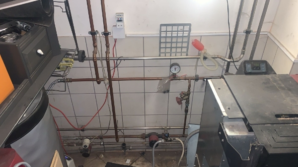 udskiftning af grundfos cirkulationspumpe Alpha 2