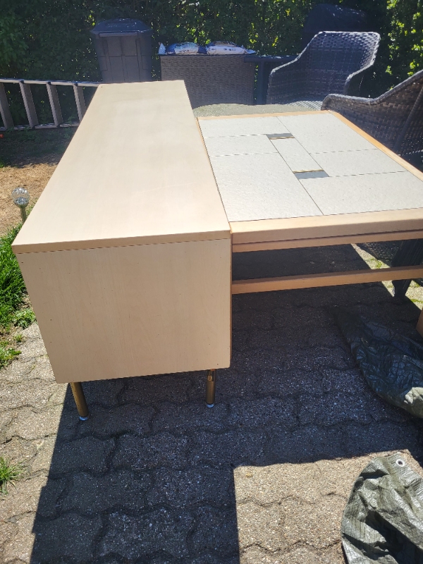 lidt bort skaffelse møble og lidt små ting få styr på lille rækkehushave rensning havelåge