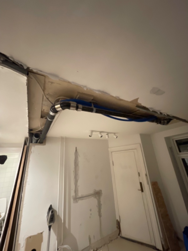 Lave loft samt bygge en rørkasse