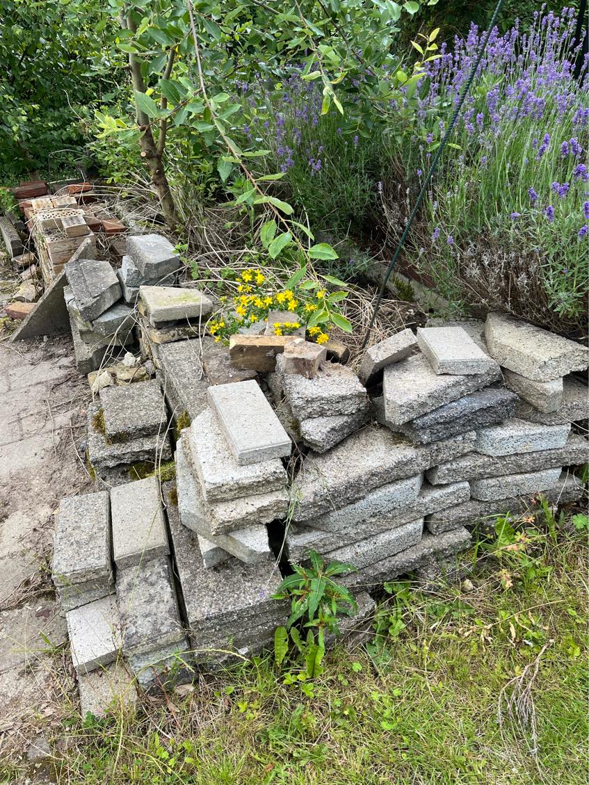 Bortskaffe fliser fra baghave