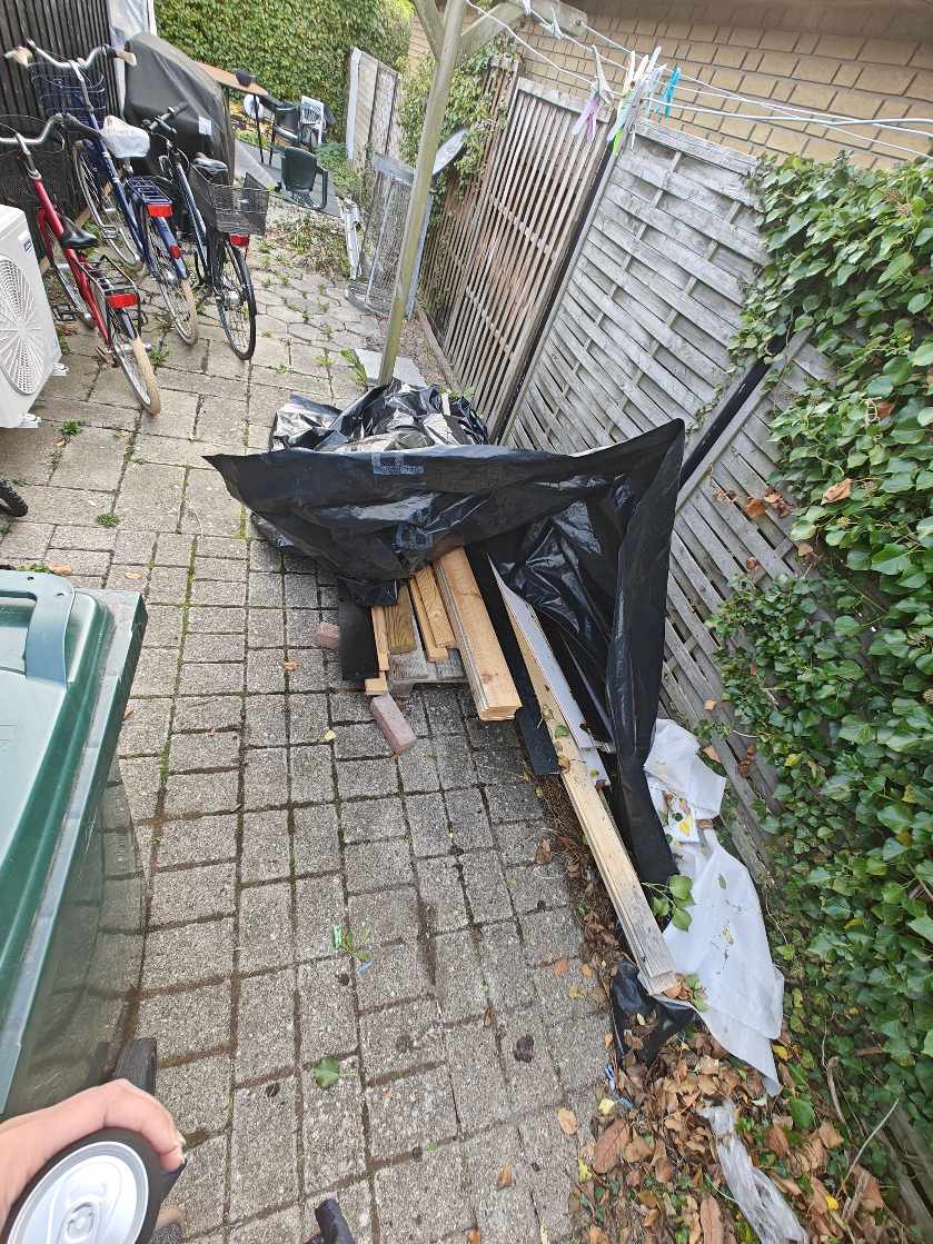 Bortkørsel af diverse skrald, byggematerialer og storskrald