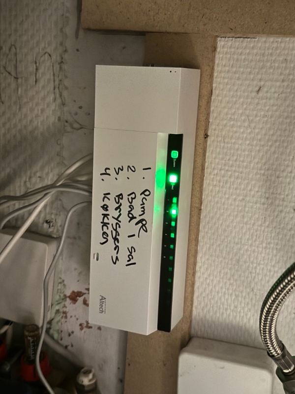 udskiftning af 2x gulvvarm styringssystemer