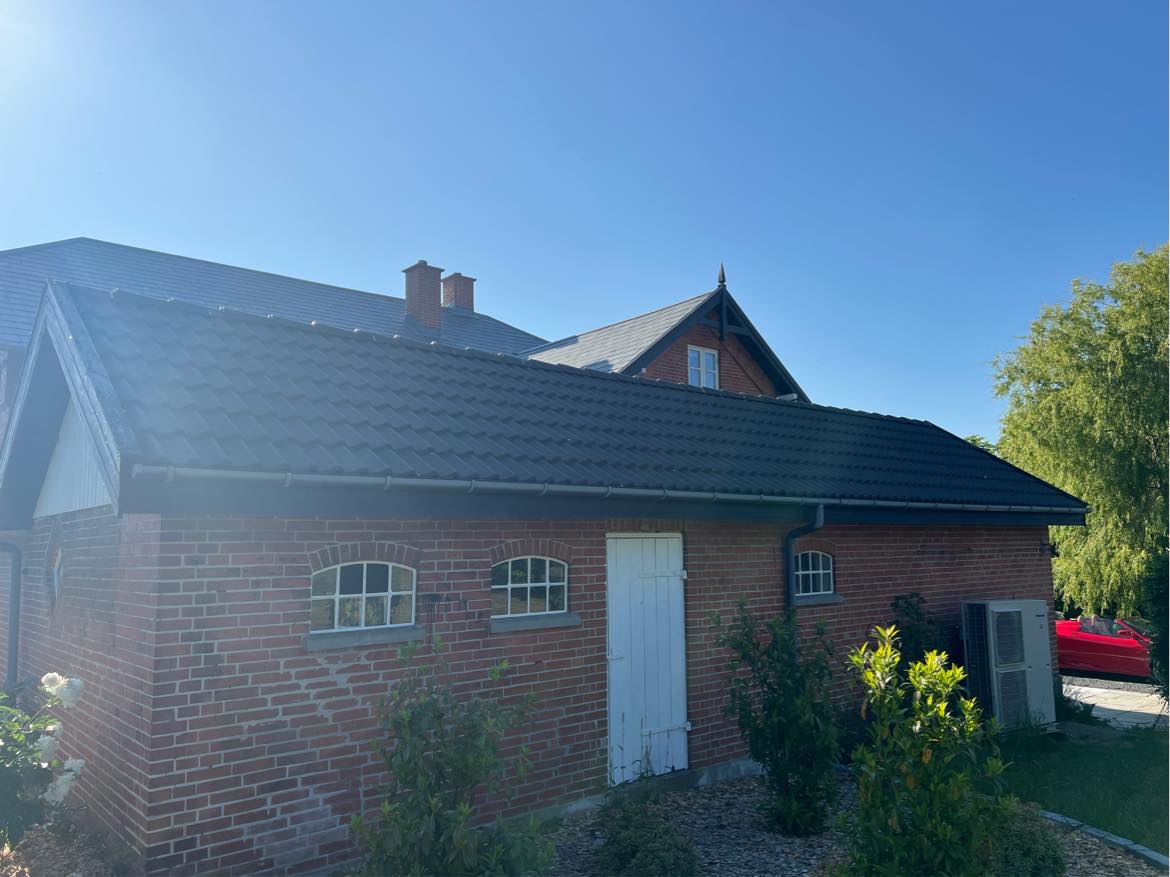 Male træværk udvendigt