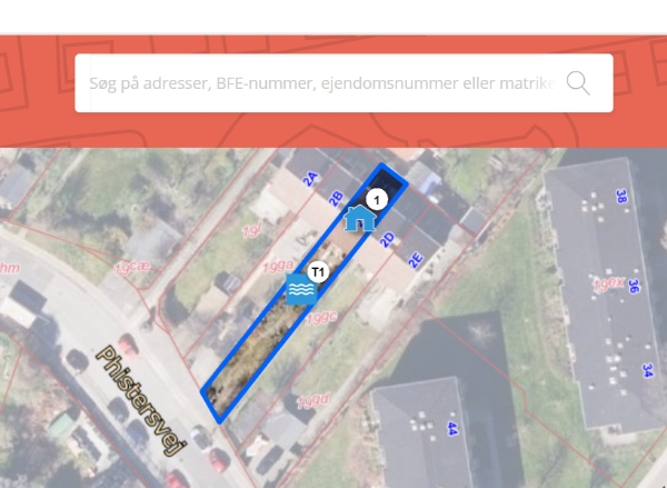 Fjernet byggeaffald, cykel mm fra have