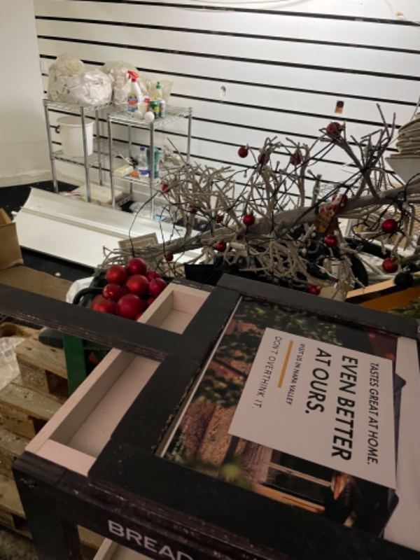 Ryd et kælderrum under butik