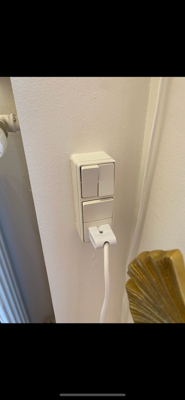 Installation af to lysdæmpere