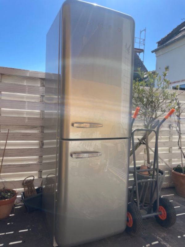 Bæring af køleskab og vaskemaskine