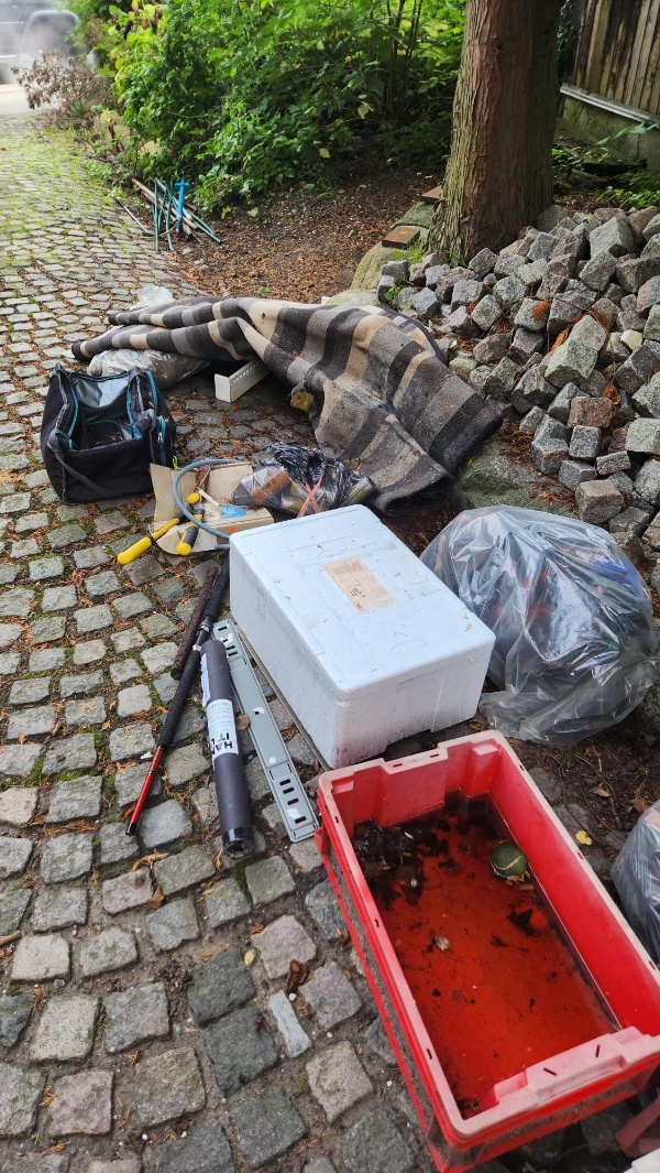 Fjernelse af diverse fra min indkørsel