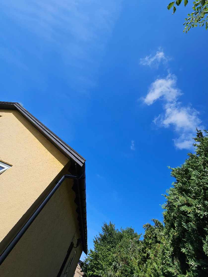 Maling af udhæng på hus