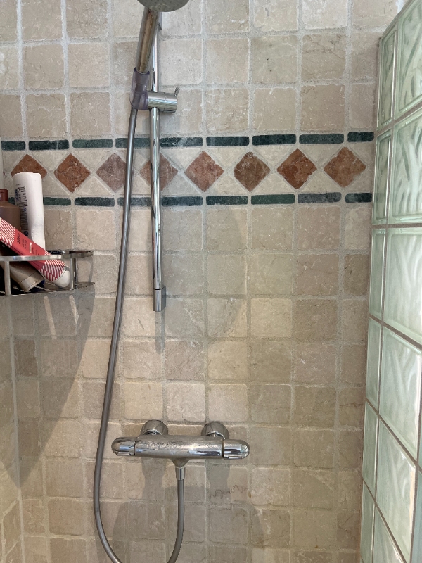 Udskiftning af brusesystem i bad