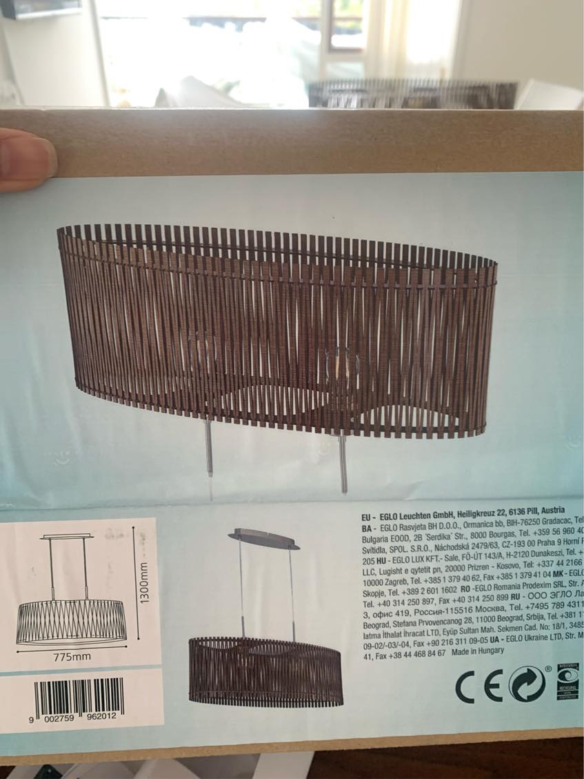 Udskift gamle loftlampe med en ny
