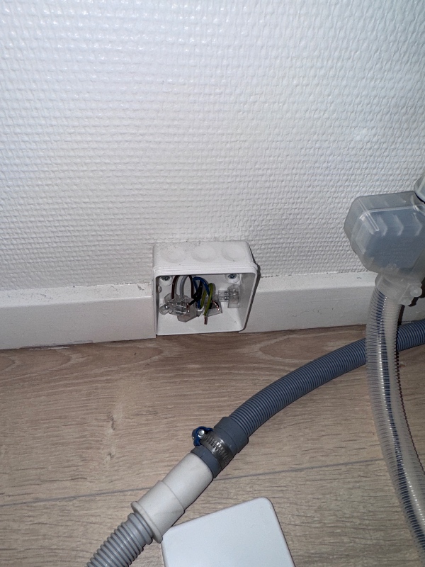 Elstrøm til 2 hvidevare.