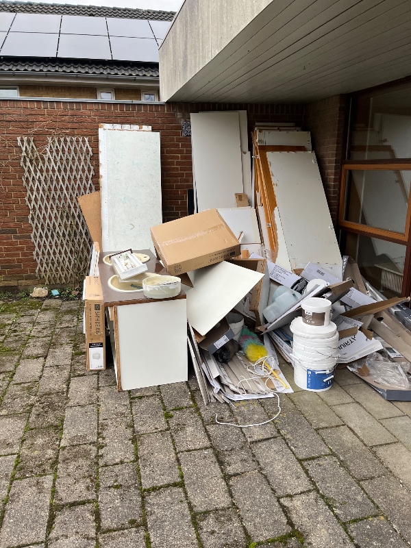 Afhentning af affald til genbrugspladsen