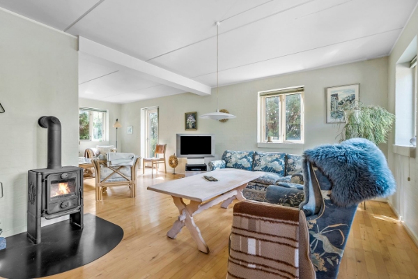Maling af 205 kvm tomt hus (loft+vægge)