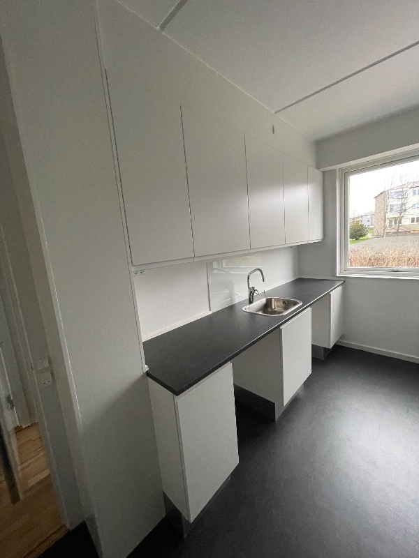 Montering vaskemaskine og opvaskemaskine