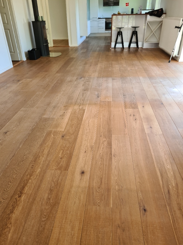 Let slibning af gulv