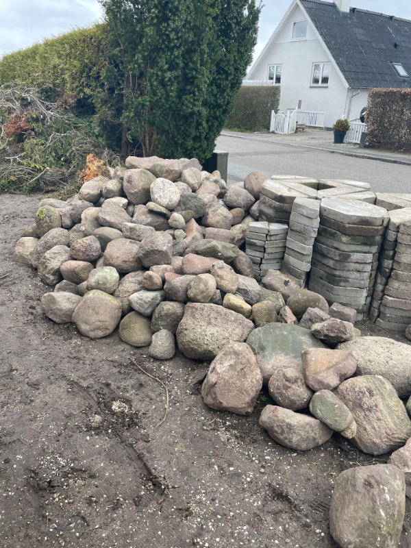 bortskaffelse af sten fra have